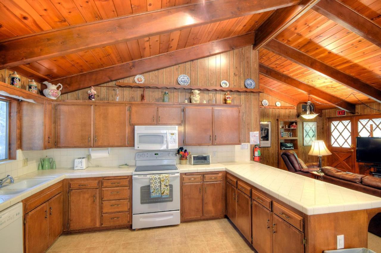 Papa Bear Cabin North Wawona Exterior photo